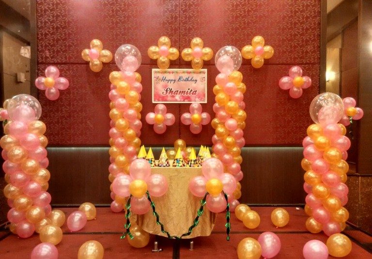 basic balloon decoration in bangalore