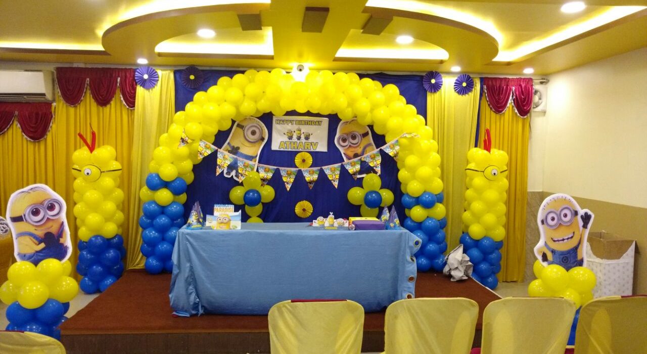 Minions theme birthday party balloon decorators Bangalore