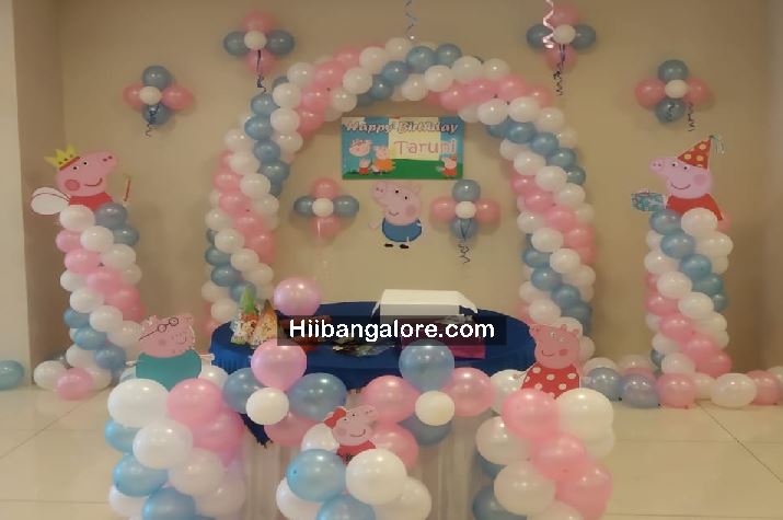 Basic Peppa pig theme balloon decorators Bangalore