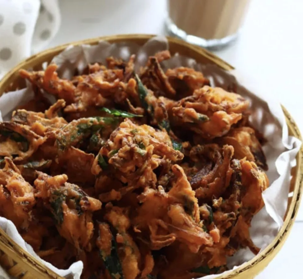 Crispy onion pakoda served fresh for functions