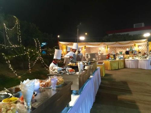 Live counter at outdoor catering services in Bangalore
