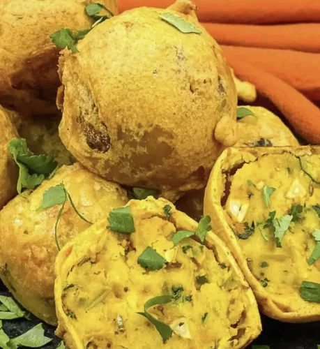 Crispy aloo bonda with potato filling