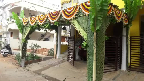 Hanging flower chappara design with banana leaves for griha pravesh