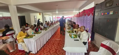Event guests dining together with Andhra style food service