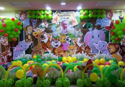 Jungle theme birthday arrangements Bangalore