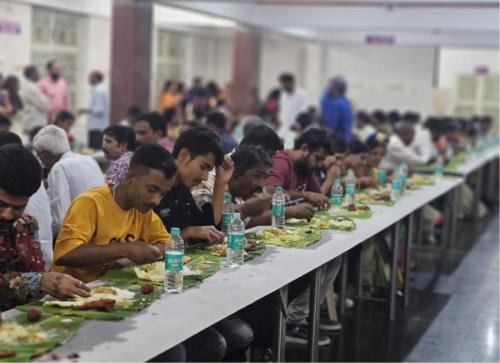 Leaf-catering-services-bangalore-for-wedding-and-housewarming