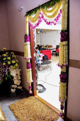 simple flower decorations for gruha pravesham